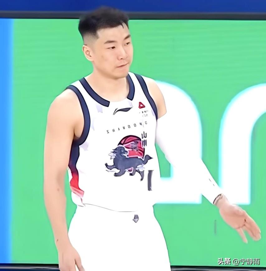 截止目前本赛季CBA国内球员十大后卫谁最准？答案是高诗岩！
别不相信，具体数据如