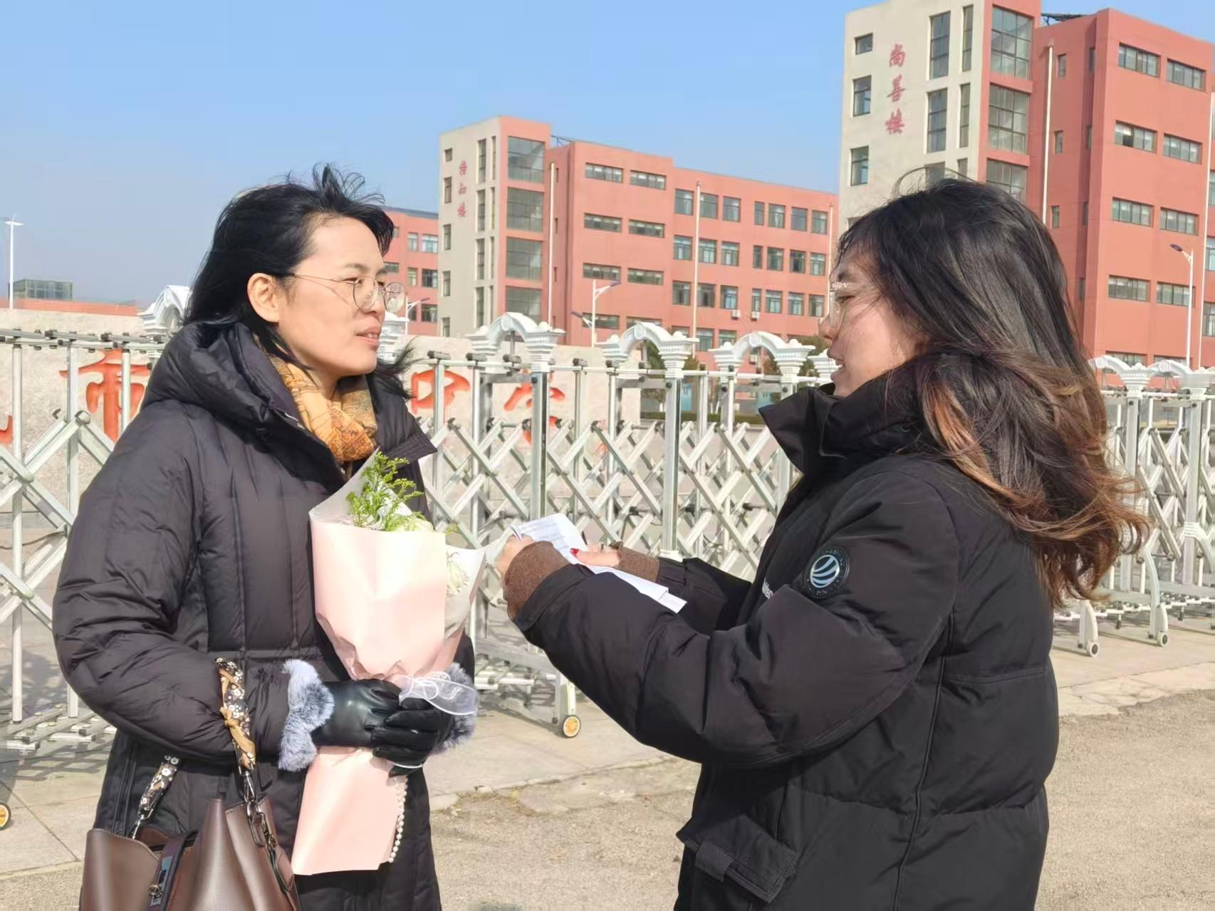 秦岭笑谈青春三下乡镜头下的三下乡大学生寒假社会实践曲阜师范大学【践悟师德担使命 