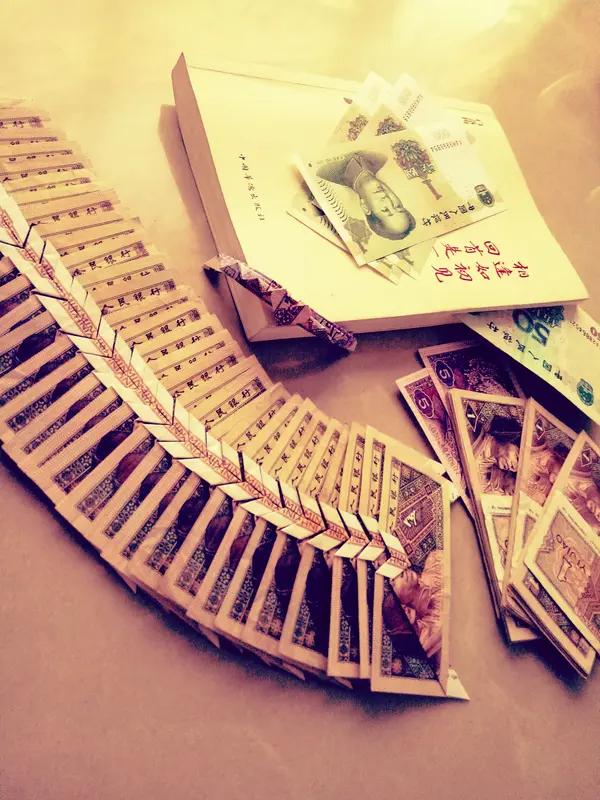 对于我来说有钱就是万能的。
千万不要和我说有钱不是万能的。