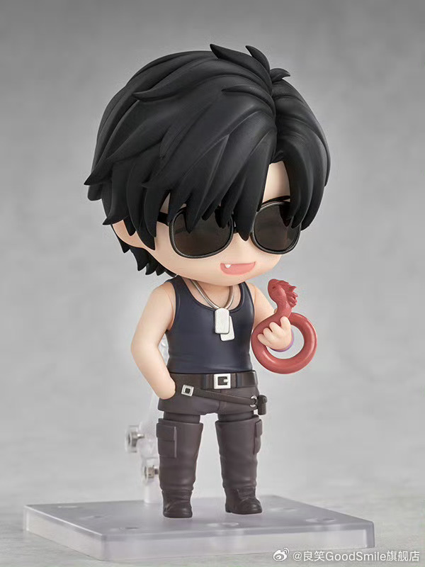 黑瞎子富公哦还养个灵宠 