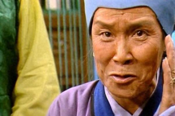 《红楼梦》中最广为流传的两句经典名言，表面普通却蕴含生活哲理，你读懂了吗？
乾隆