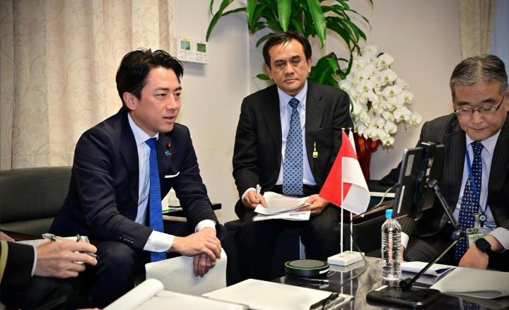 日本这次真的尴尬了！在12月22日，日本防卫大臣小泉进次郎向印尼国防部长告状，通