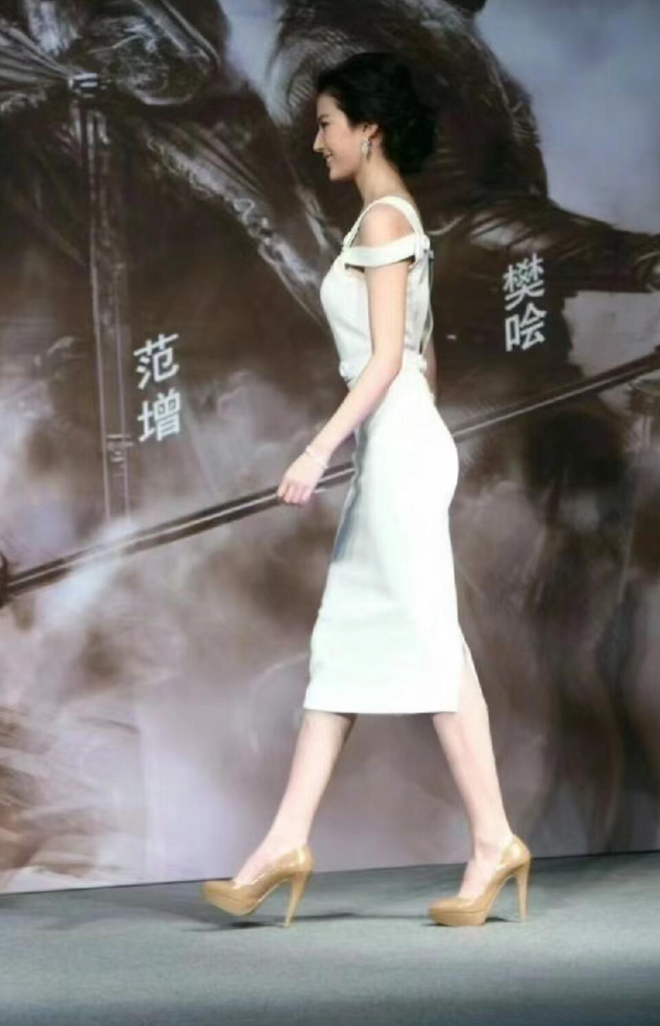 以前好像很流行这种款式 ​​​