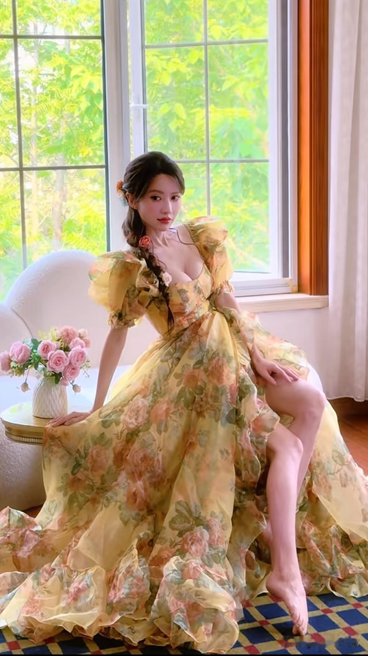 爱情公寓女三号才是真正的美娇娘