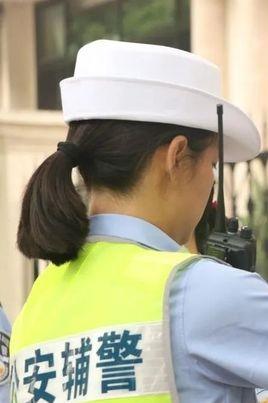 辅警算公职人员不？

答案是不算。

辅警是公安机关依法招聘的，给警务活动提供辅