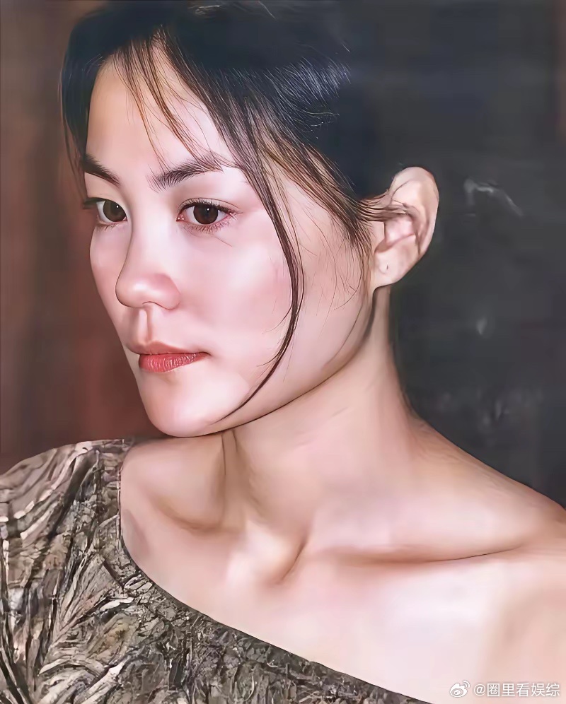 果然姜还是老的辣！我问婆婆，谢贤去世了，王菲到时会不会出席谢贤的葬礼？我婆婆一句