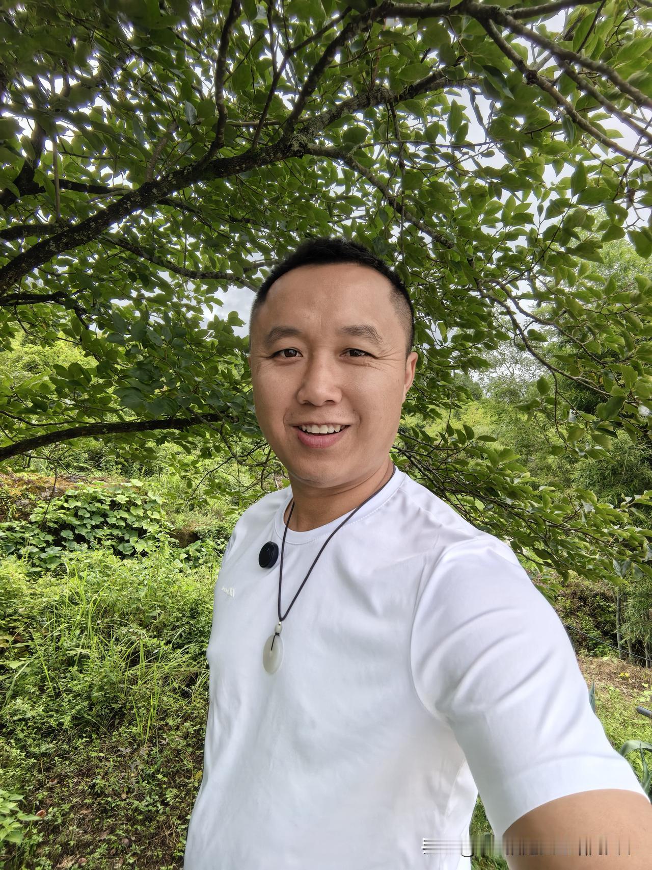 有很多朋友想找我搭建独立站，但是又担心没有流量，不知道该怎么做 SEO 优化。事