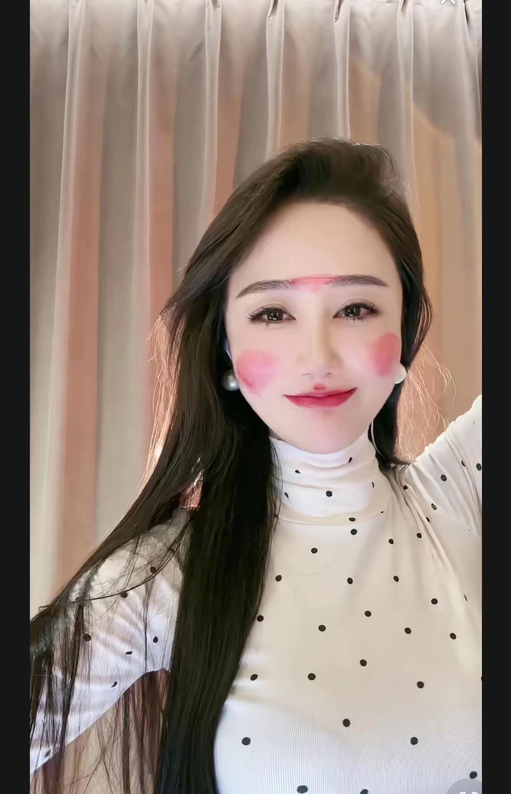 敢迎难而上也是一种气魄。谁不是一边献丑，一边成长。任何你能进入的场合...