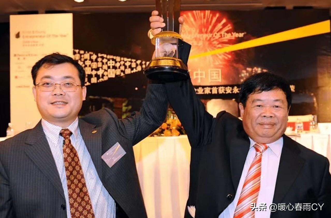 儿子接任10月16日晚，福耀玻璃公告：79岁的曹德旺辞去董事长，获受终身荣誉董事