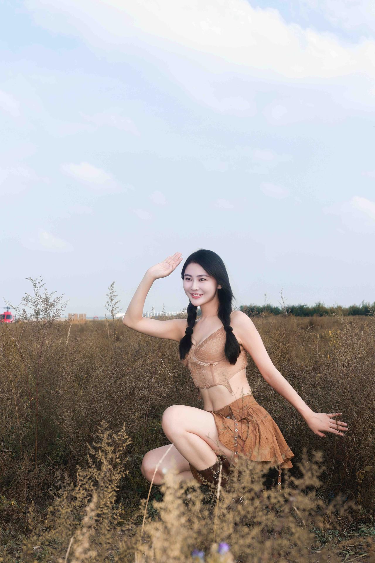 环球小姐冠军吴丹.可爱写真