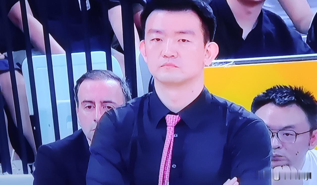 广厦男篮与山西男篮的8进4比赛战况
5月7日晚2025-2026CBA季后赛8进