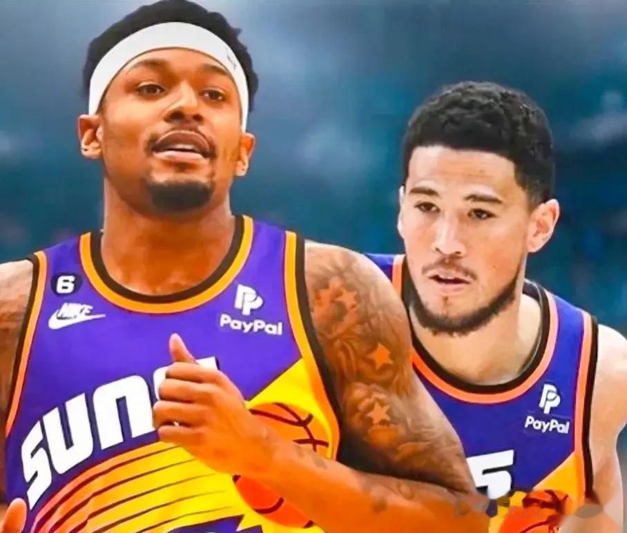 #太阳3连败# 
北京时间11月5日NBA太阳队官方及时更新明日比赛球队伤病名单
