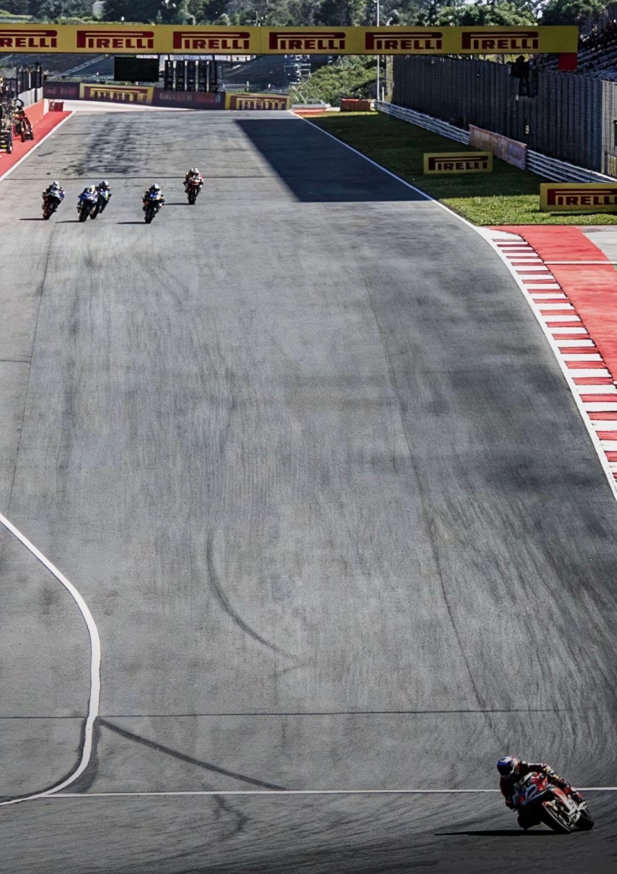 🔻无需多言。🔻我们会在越来越多领域，见证一个又一个中国传奇的诞生。🔻这是属