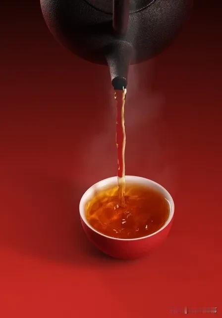 茶，同一种茶，泡出来，有人觉得香，有人觉得苦，味道各异。

这茶味，就像人生，千