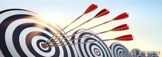 【管理就是善用四种力量】

1、推力：来源于压力，如批评、回应、处罚、负激励等。