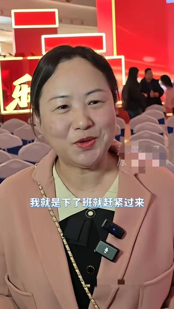 简直赚翻了！”近日，湖北武汉，一女子在超市购物，花了107.9元，结账后，便参与