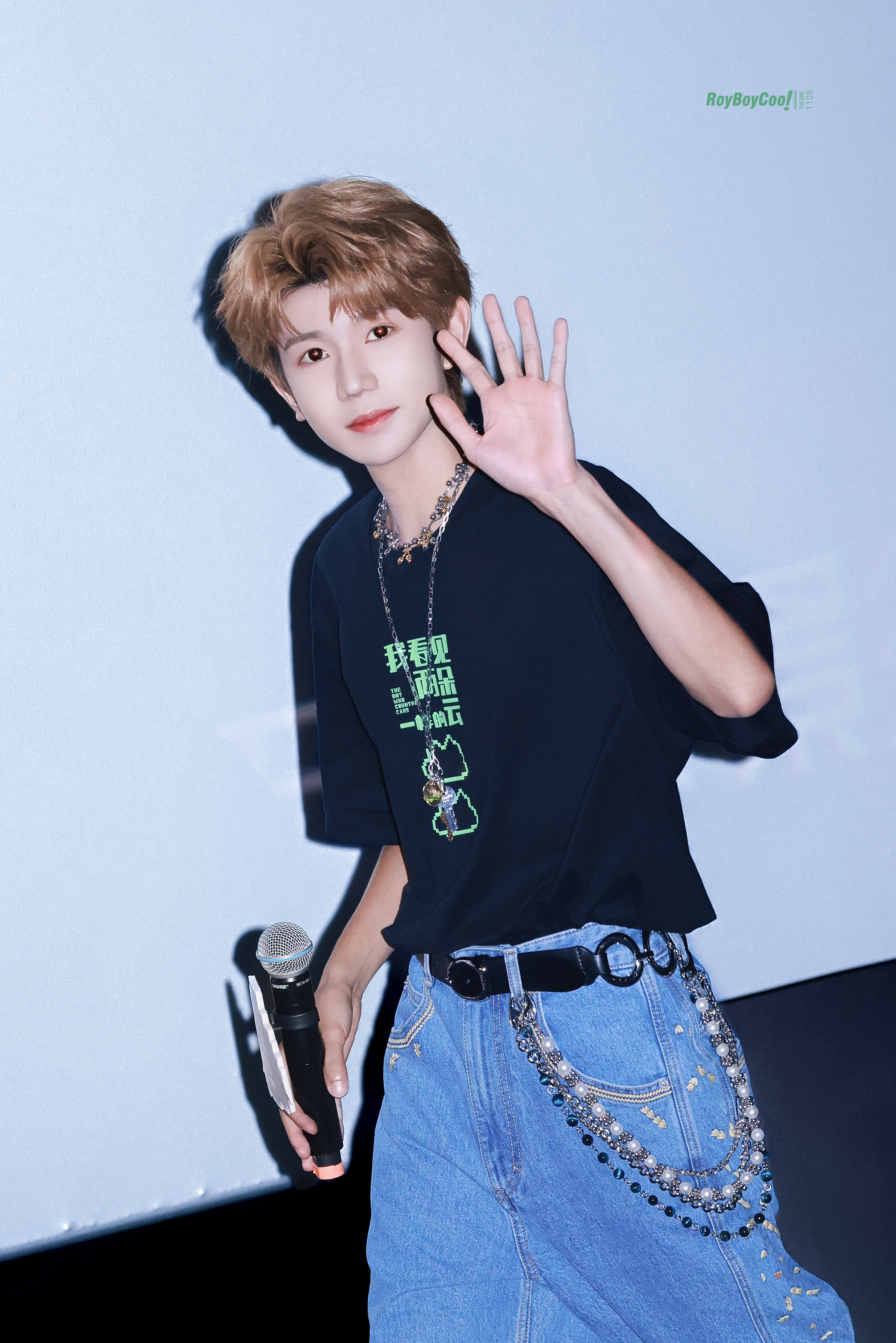 永远为你的挥手手疯狂心动👋🏻💓王源我看见两朵一样的云王源2026时颂辰安