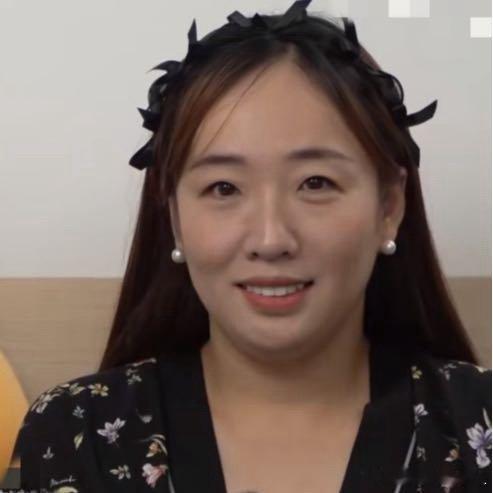 播客版上线！播客版有更完整的对谈内容，特别是可妈分享个人求学经历，对家长换位思考