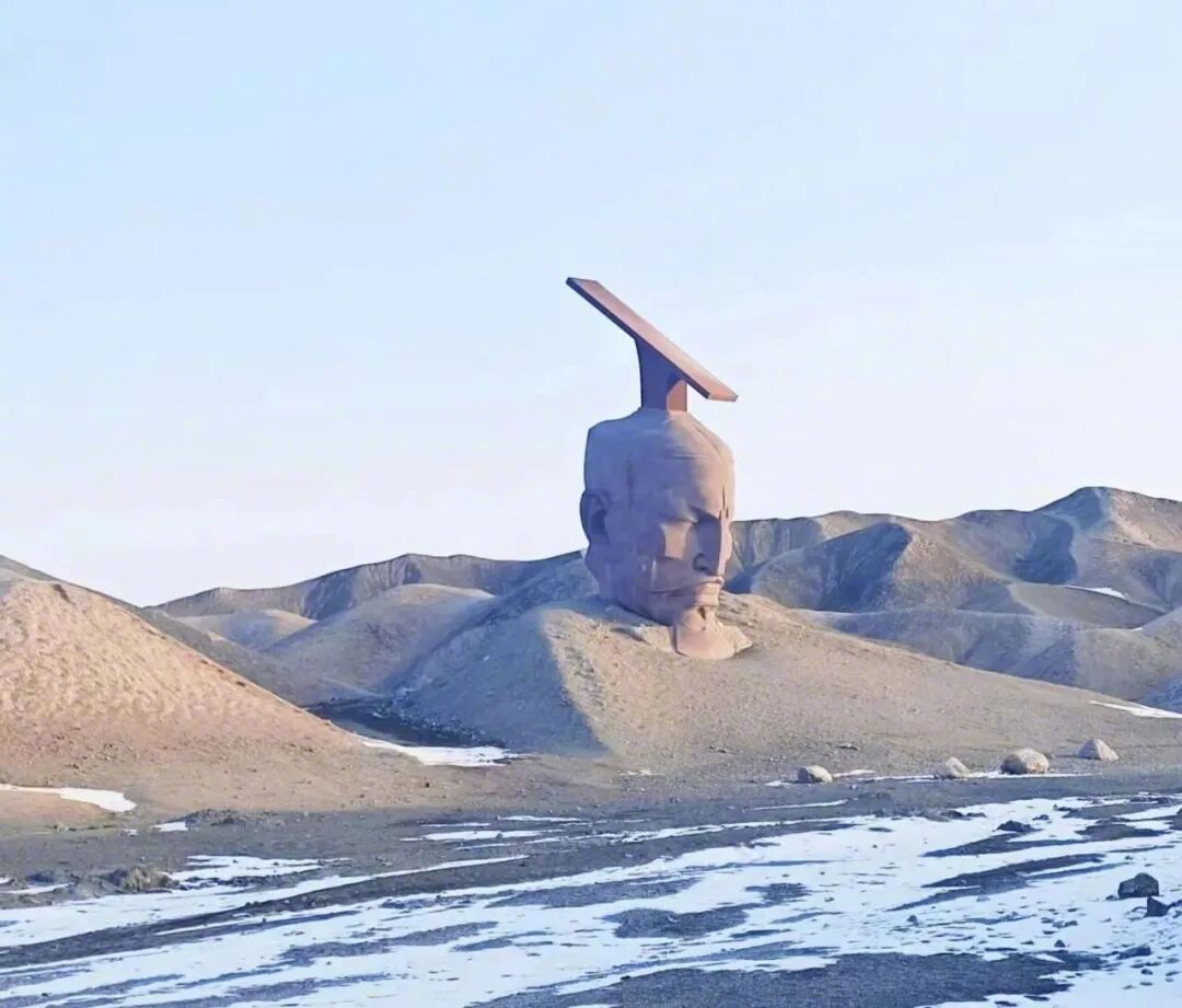 汉武雄风雕塑给地方文旅出了道必答题热点解读 也不知道瓜州当地政府怎么想的，搞出如