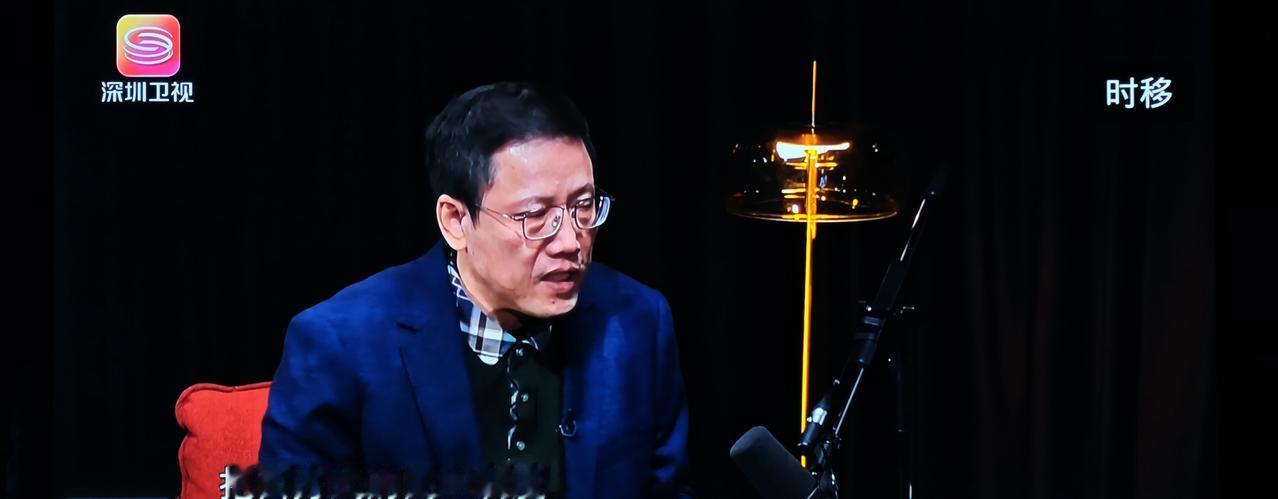 2026年初，美国特种部队直接突入加拉加斯，把马杜罗夫妇从总统府带走，整个行动只