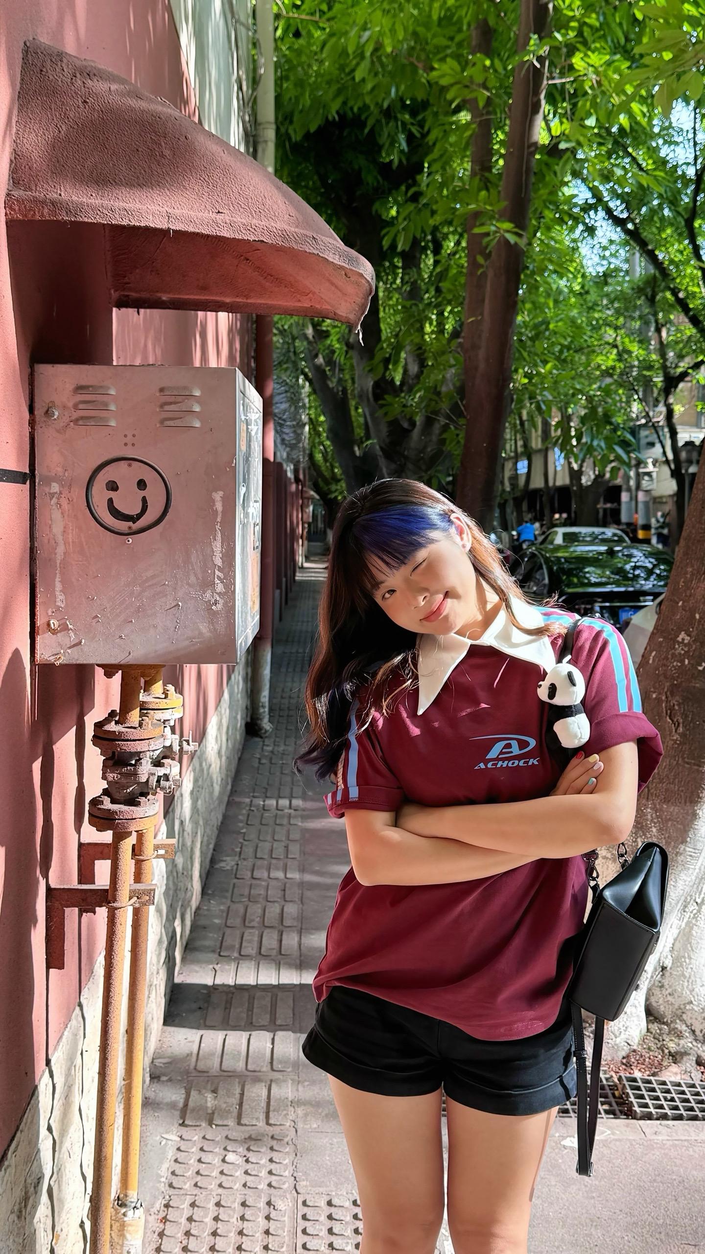 太喜欢我的蓝发了啊啊！！