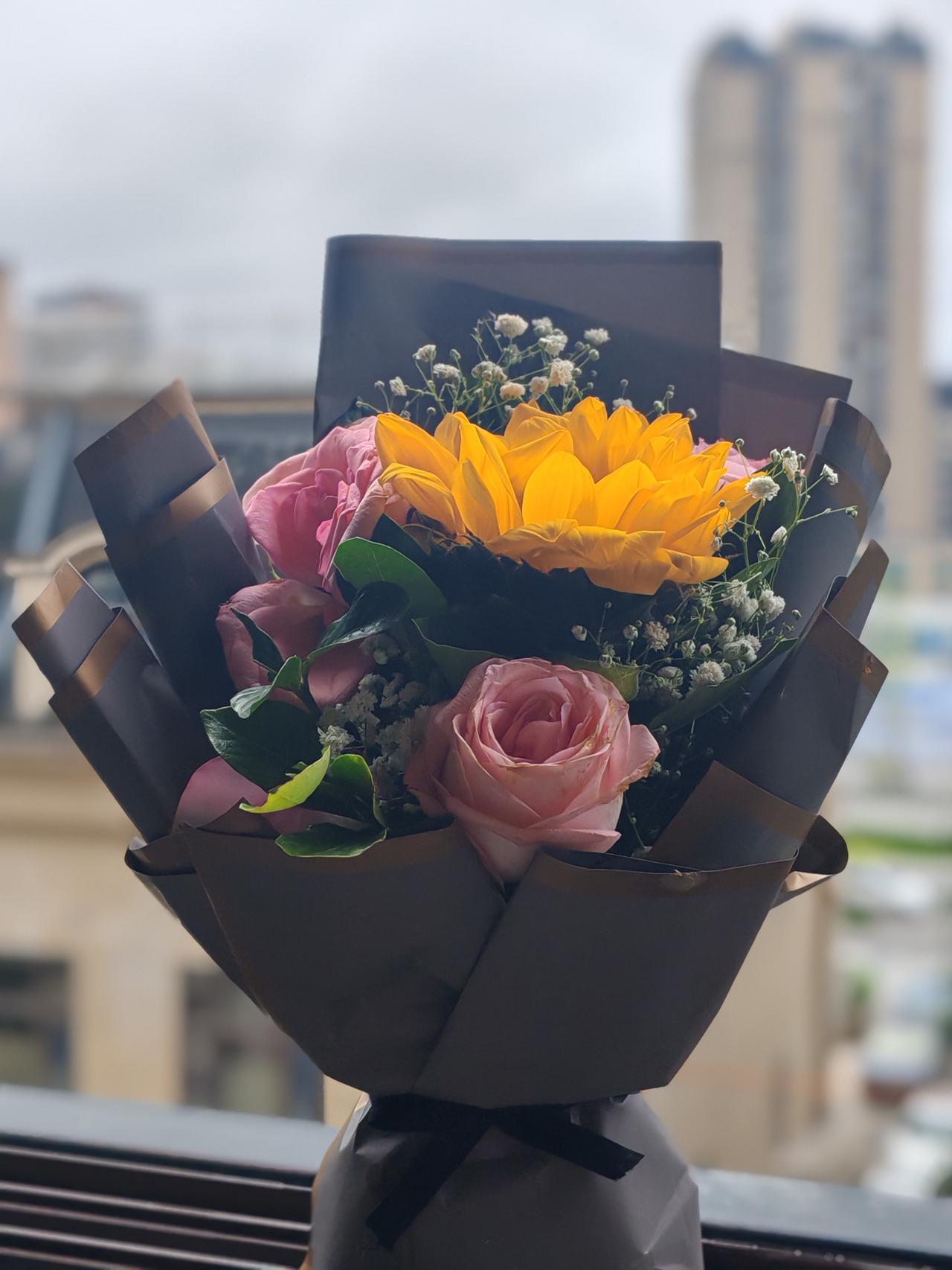 终于也有周末了，也想给生活增加点色彩，跳出那个禁锢自己的牢笼，才发现原来天广地阔