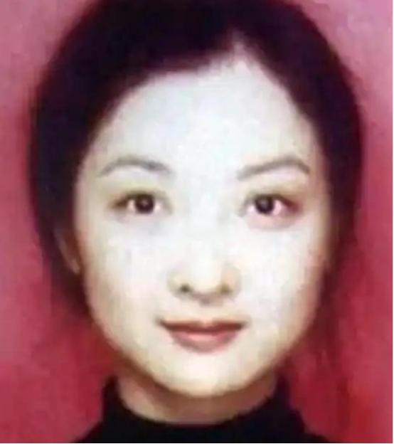 1996 年远华油轮被扣大鹏湾，1.2 亿货眼看要没了，厦大校花王丁丁连夜飞北京