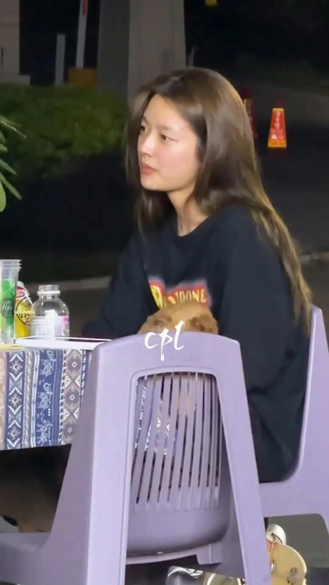 感觉她真的是娱乐圈最普的