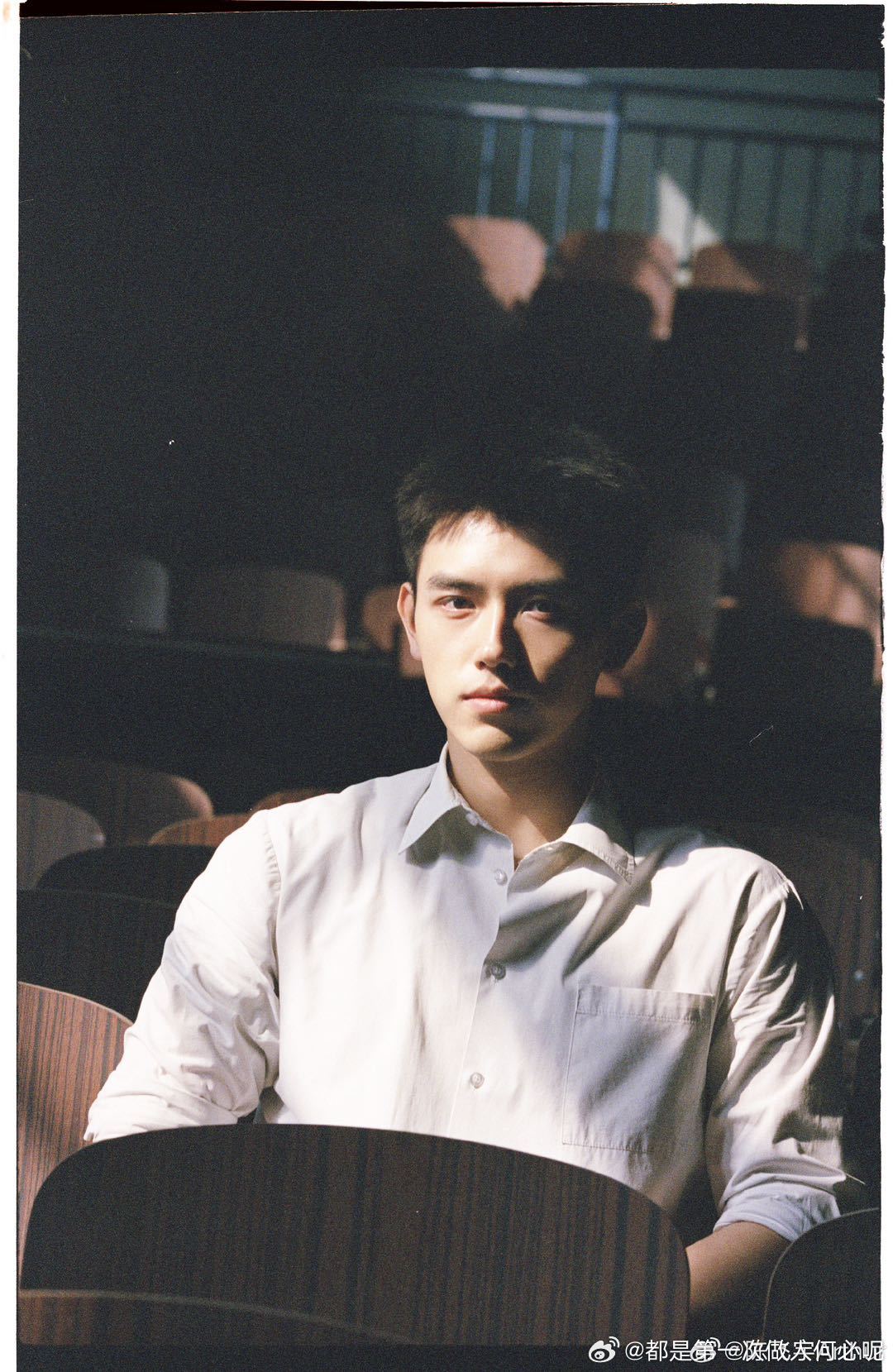 陈飞宇配音dv告别方穆扬陈飞宇收官视频好用心 陈飞宇用配音DV和方穆扬说再见，这