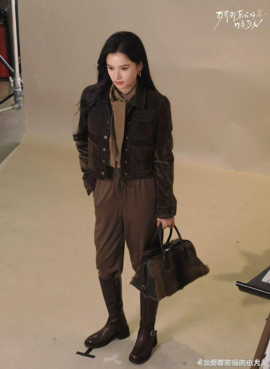 张婧仪陈靖可独家定妆照张婧仪陈靖可定妆致我那菜市场的白月光 