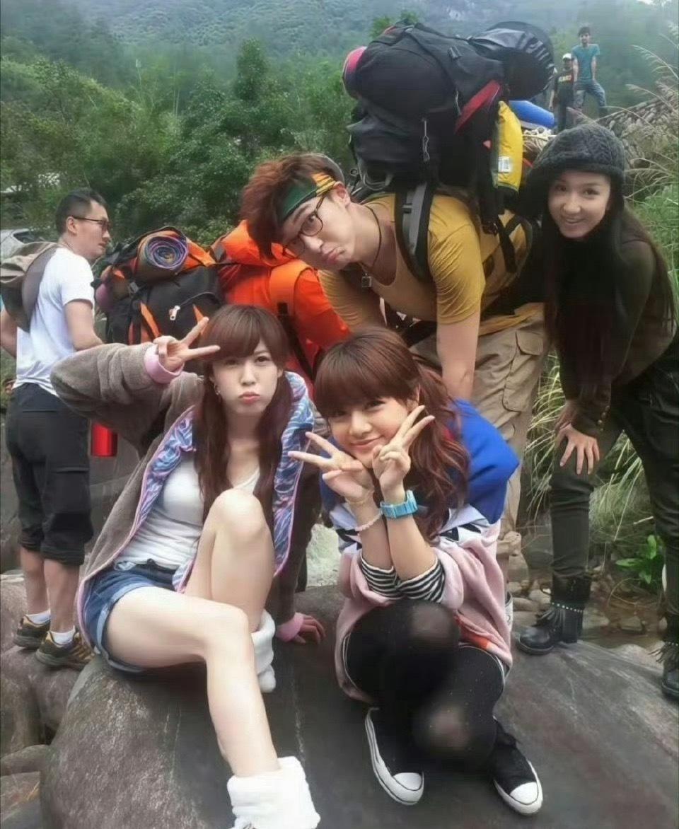 看完这张照片才知道《爱情公寓》的选角多么绝 