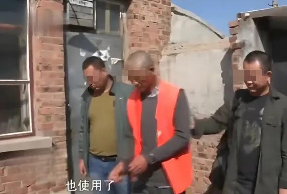 55岁男子，对妻子说：“我得了绝症，咱们离婚吧！” 随后，他四处张罗给妻子介绍对