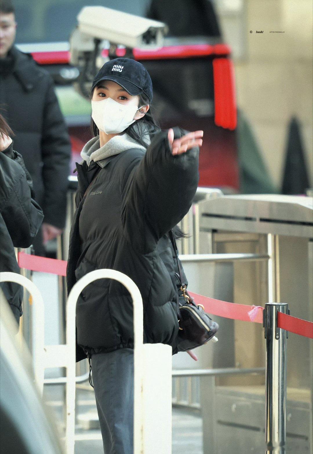 马年春晚第四次联排路透🈶秦海璐、刘浩存、李兰迪、田曦薇、姜妍、丁禹兮、李现、李