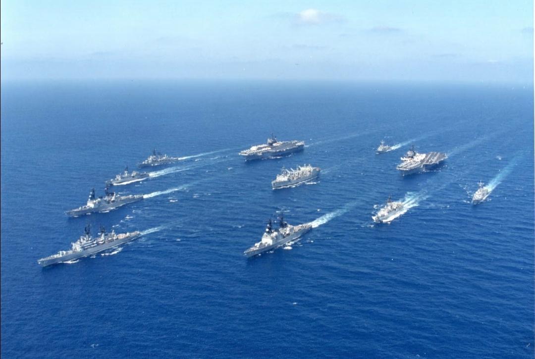 家门口摆航母，委内瑞拉为啥比伊朗更敢硬刚？
 
加勒比海的海风最近带着火药味。美