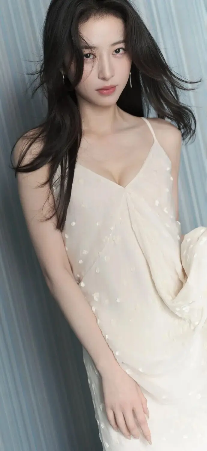 周雨彤 清纯姐姐