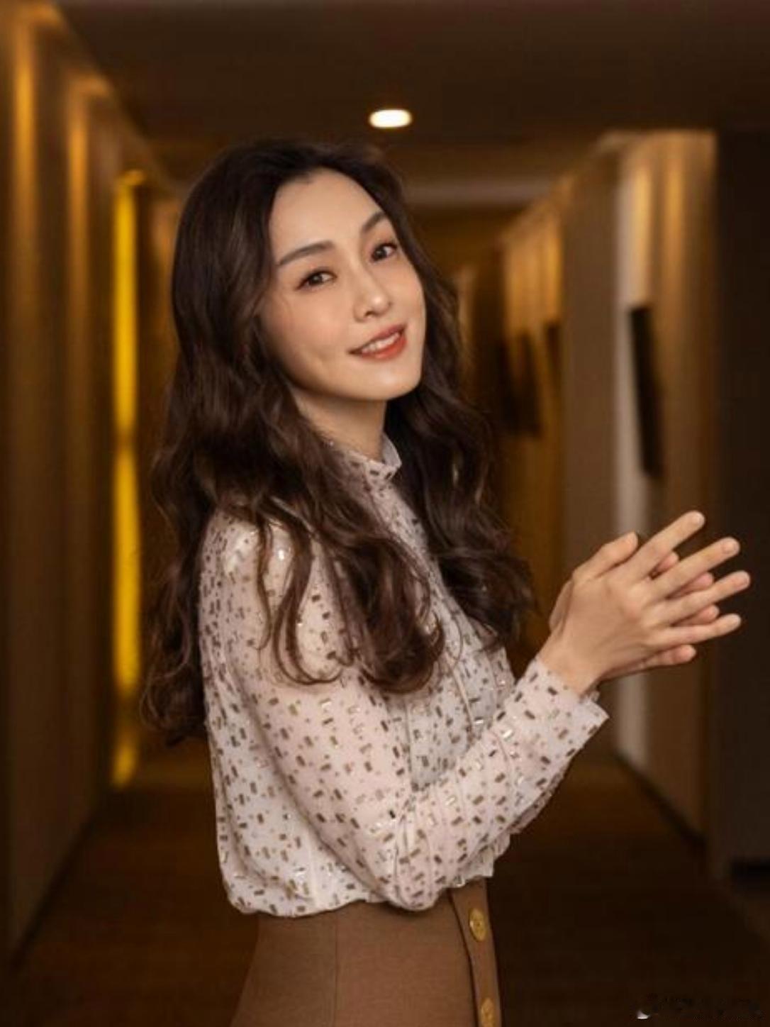 范玮琪作为补位歌手演唱代表作《最初的梦想》，结果因过度紧张出现严重失误，包括声音