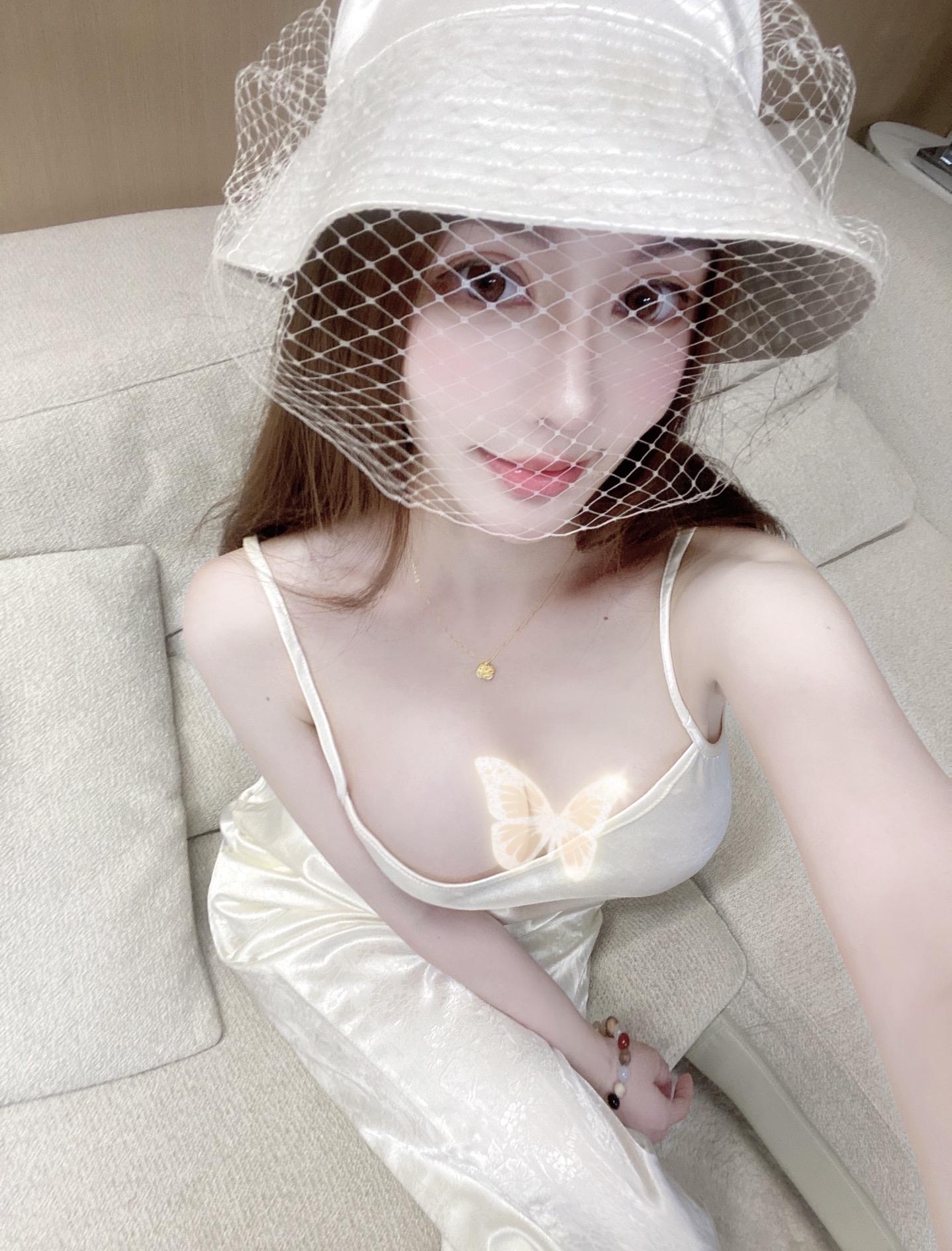 昙花若只一现，更要开的耀眼。