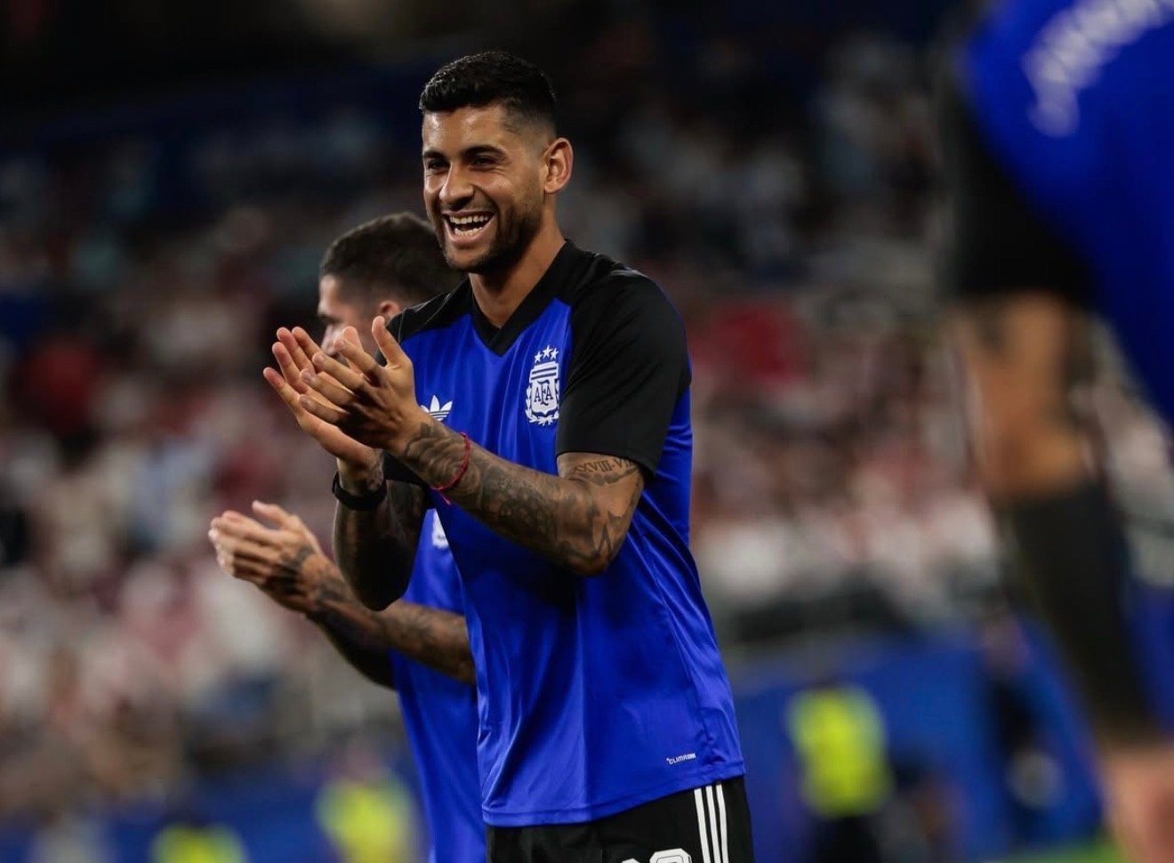 🚨⚫️🔵 国际米兰预计很快将就库蒂·罗梅罗的转会做出最终决定。与热刺在转会费