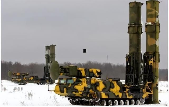 为什么说哈梅内伊的死俄罗斯要负一部分责任？以色列导弹打过来后，俄制防空系统全失灵