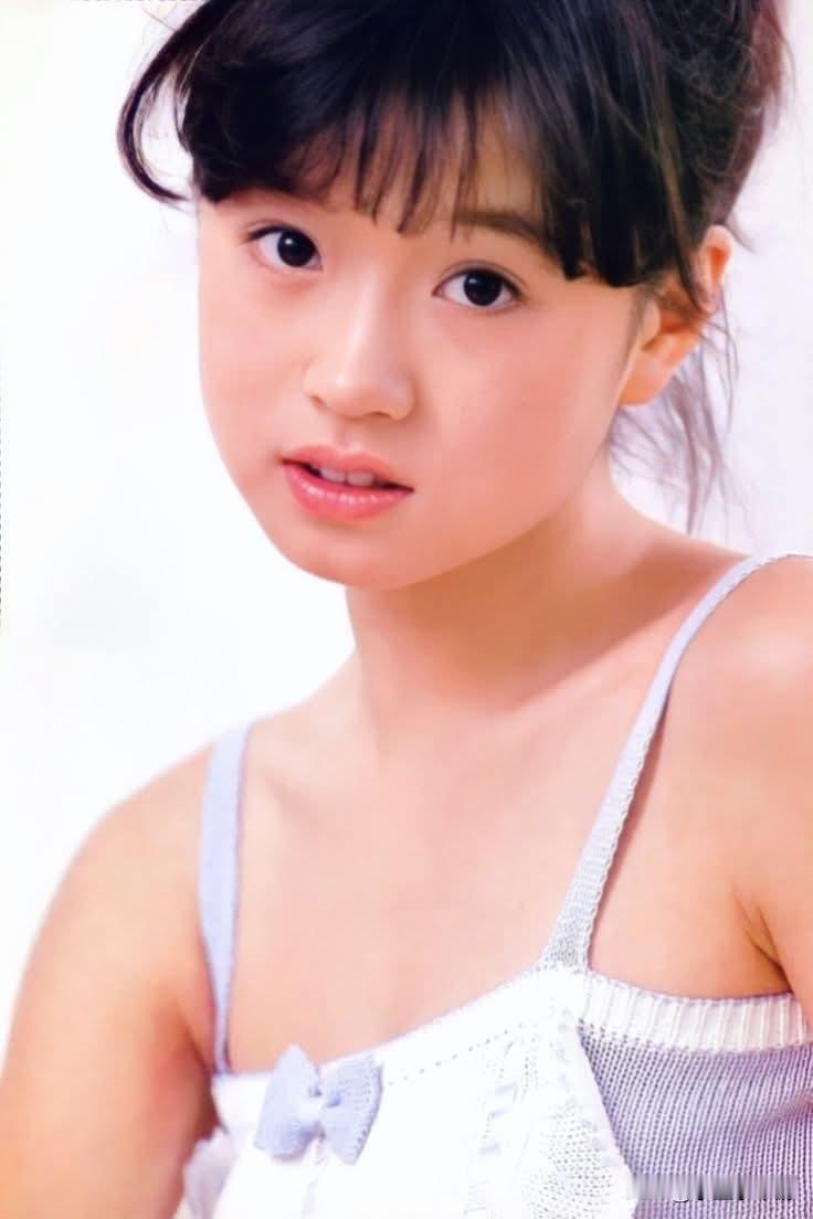 好可爱的中森明菜。