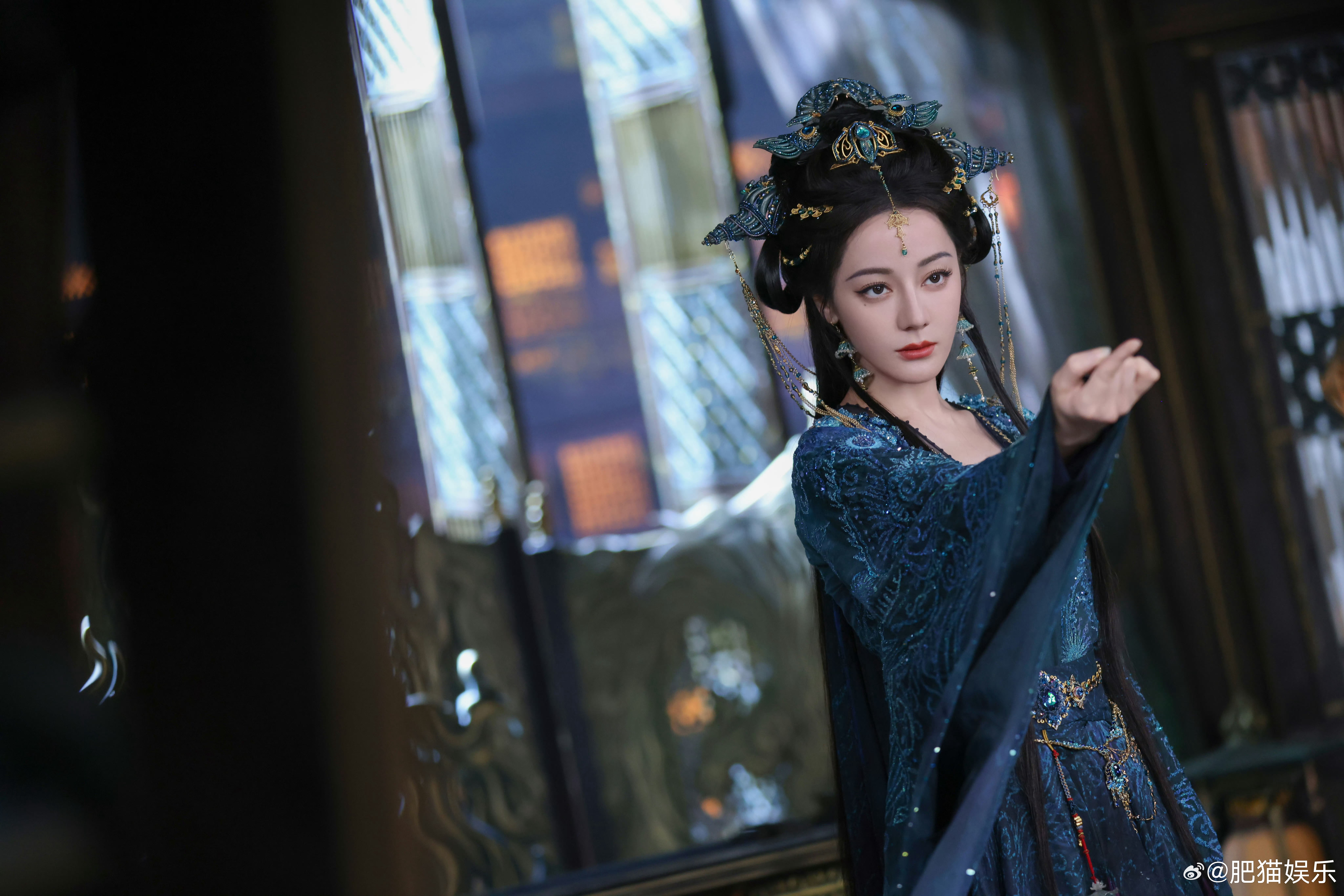 就迪丽热巴这个女主控爽现在入赘迪丽热巴来得及吗 慕强批真的扛不住这种，为了护夫连