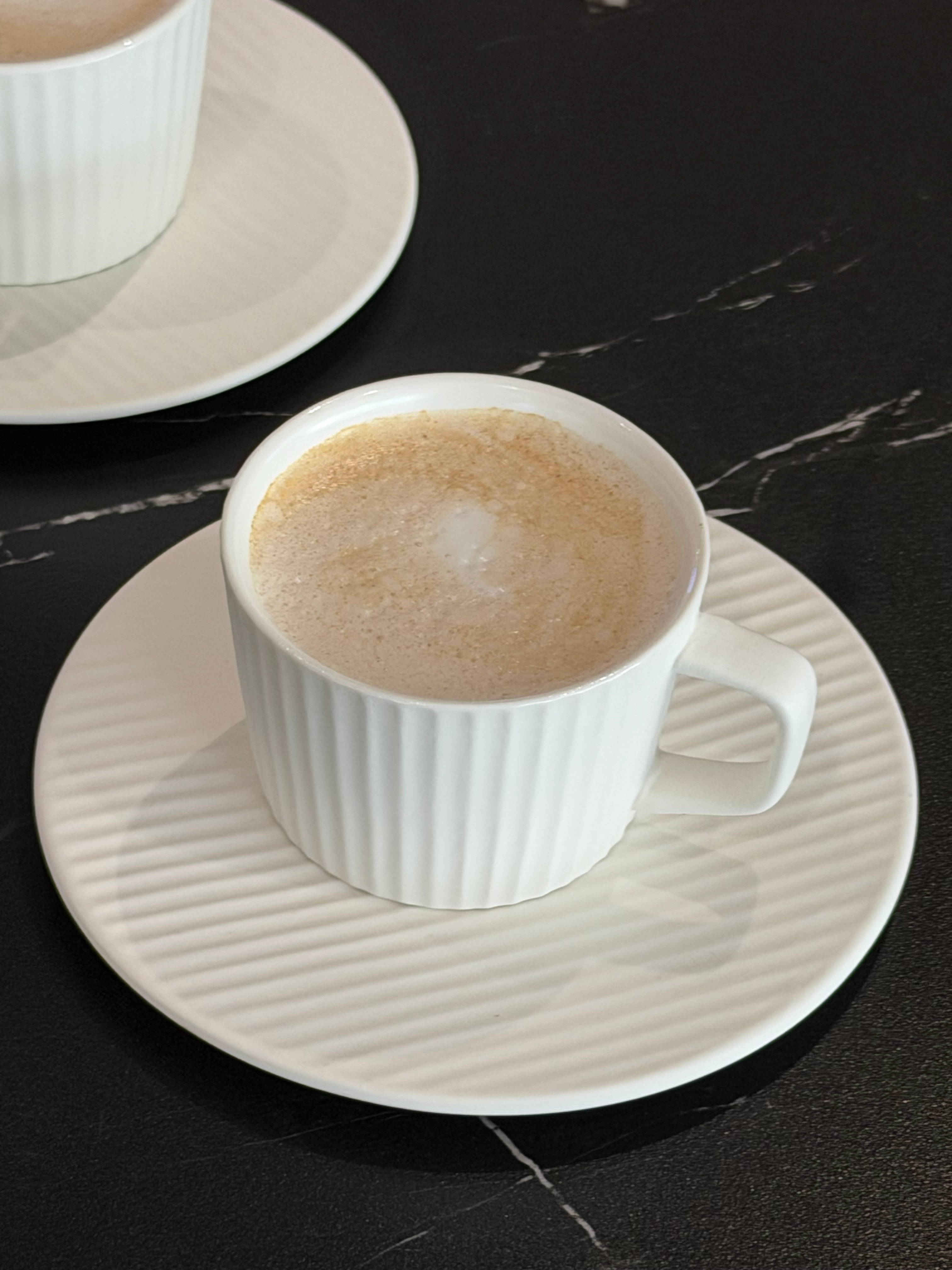 来鸿蒙智行用户中心给车做个冬季健诊，顺便充个电、洗个车，把系统升级一下 西安·鸿