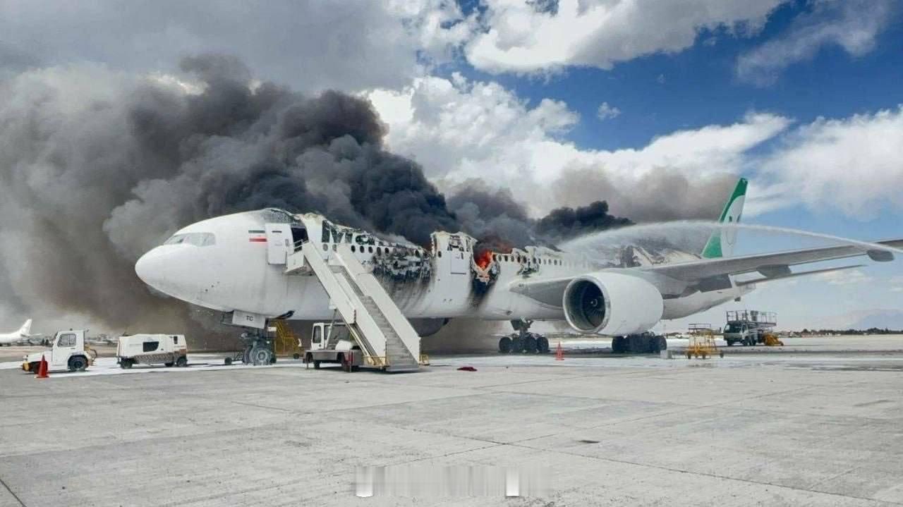 战争期间，伊朗马汉航空公司的一架空客 A-300 和一架 A-310 在马什哈德