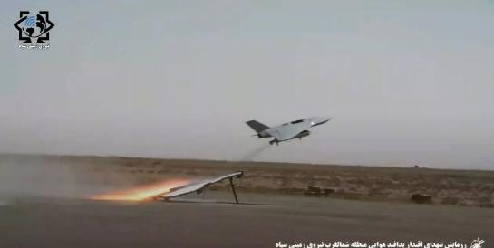 伊朗伊斯兰革命卫队首次使用“哈迪德-110”隐形无人机，看来，伊朗长期准备，准备