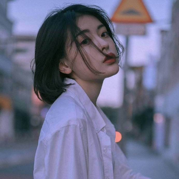 “ 你要记着别人对你的好  不要去记你对别人的好  人心里不要装那么多东西  这