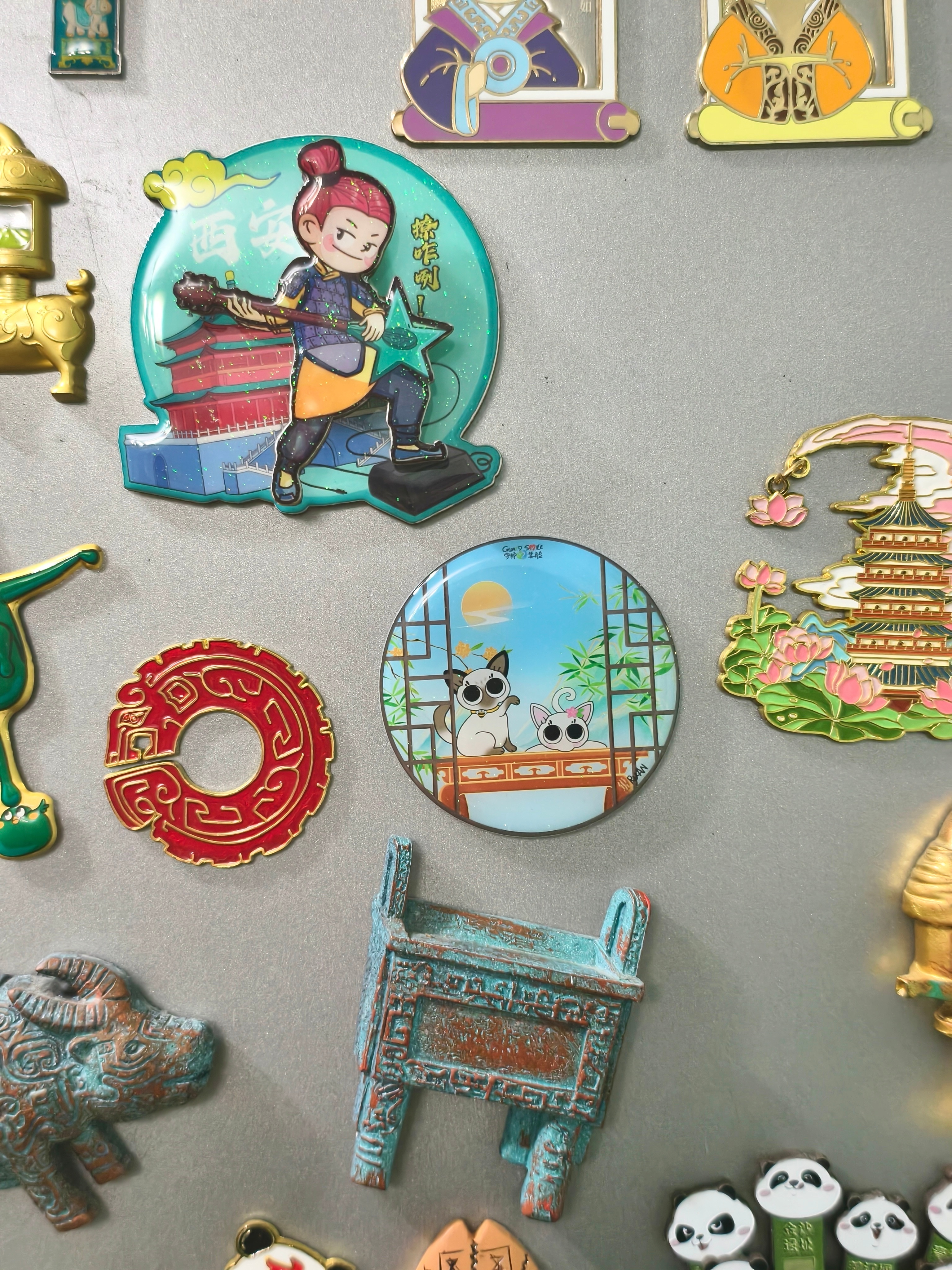 今日的第一份欢喜，来自可爱的小猫Momo✨包挂、杯垫、手机支架、冰箱贴，四件套集