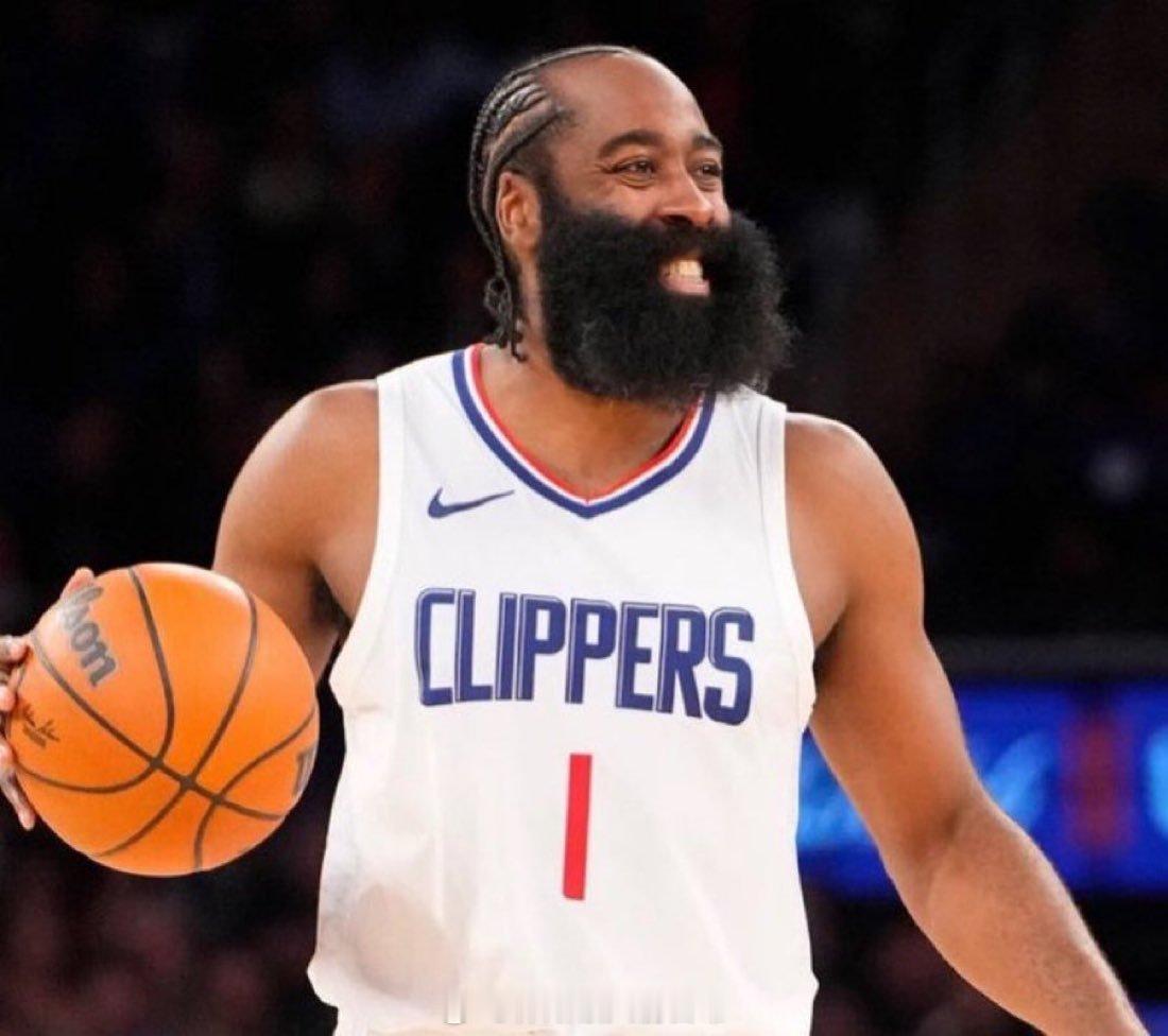 据Shams报道，骑士是哈登的“认真追求者”。“他想在一个地方待上好几年。快船并