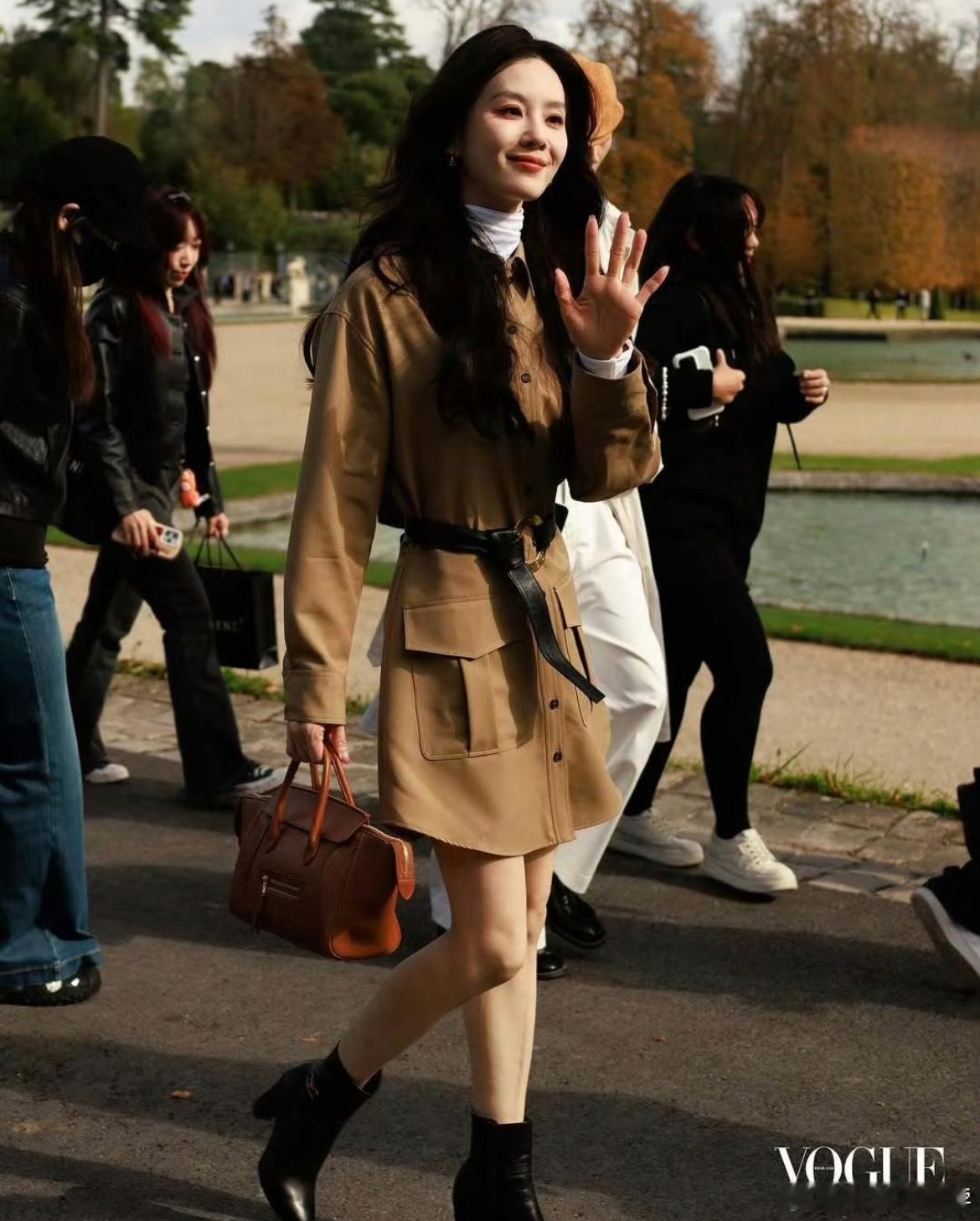 泰版vogue镜头下的刘诗诗、陈哲远、王安宇 ​​​