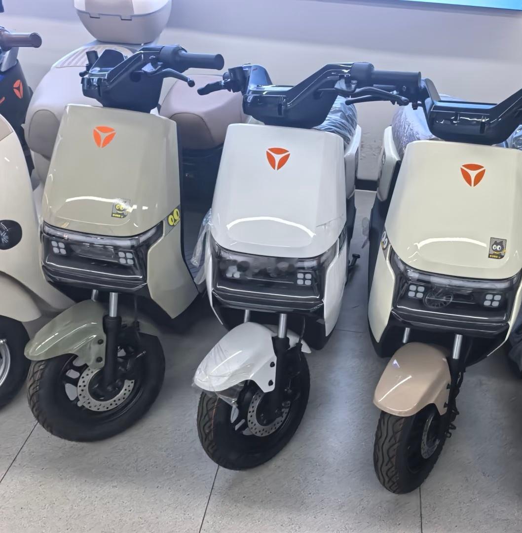 我一直无法理解像长春、厦门、珠海这些市区禁止两轮电动车的城市。城市交通里5km范