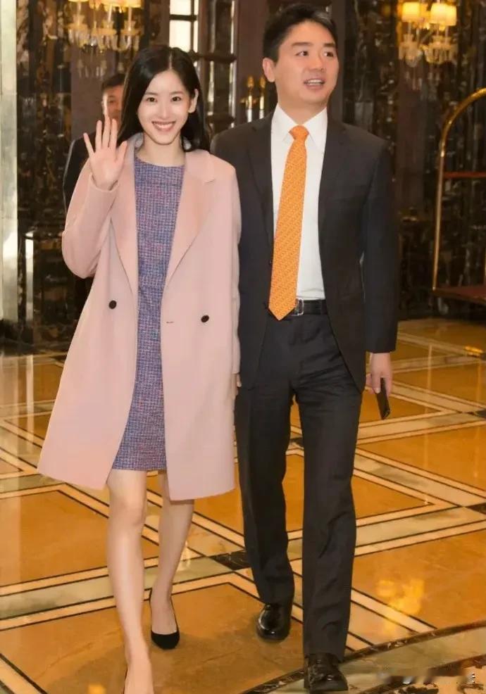 章泽天还真有可能不是故意的，虽然她从小到大念的都是名校，肯定很有见识，但她未必会